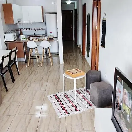 Penthouse With Swimming Pool And Terrace With Sea View Apartmán