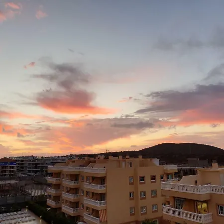 Penthouse With Swimming Pool And Terrace With Sea View Apartmán *